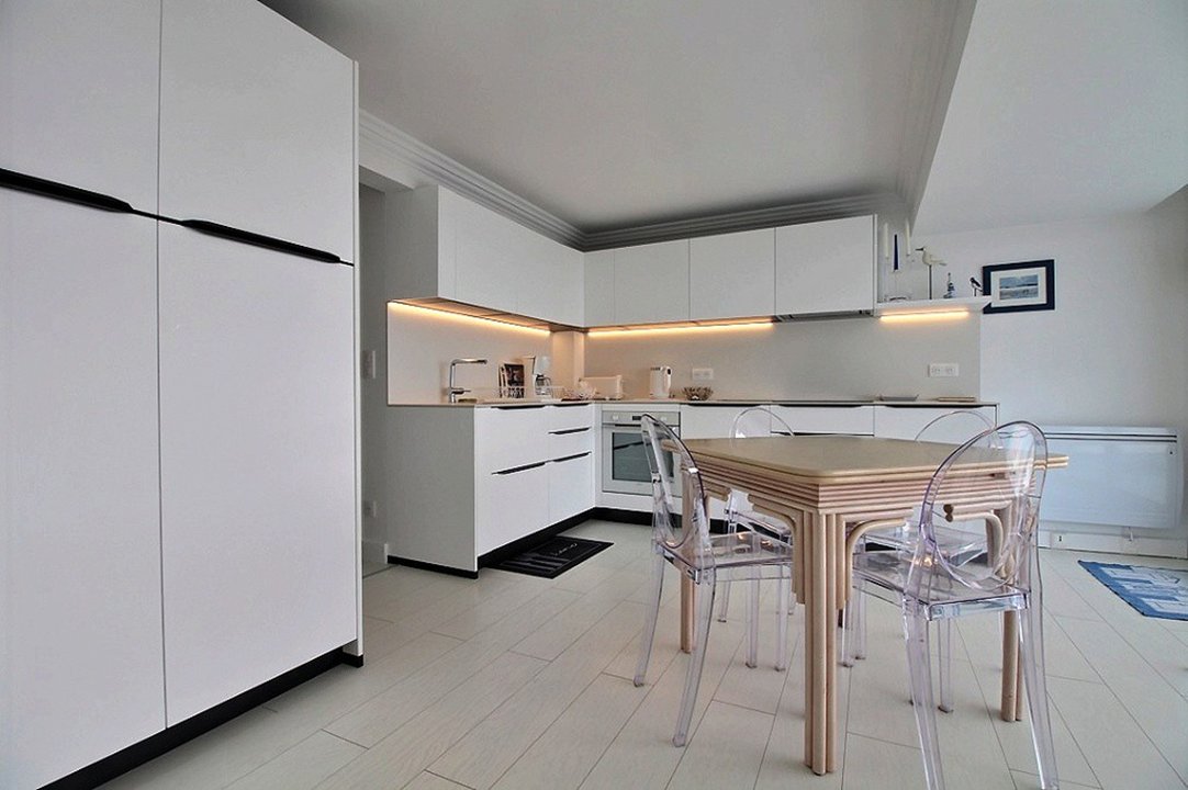 /picture/helios/116252002/FONT 233/2_2025-12-13CET00h00-12.jpg